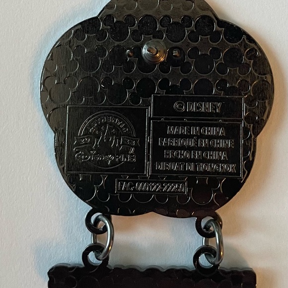 Disney Epcot Harmonious Show Pin - NEW - Picture 4 of 4